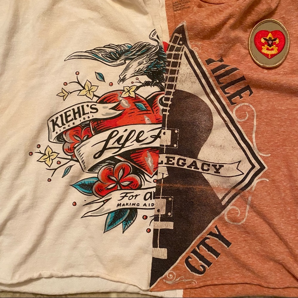 Split Cropped Tee Large - Picture 2 of 3